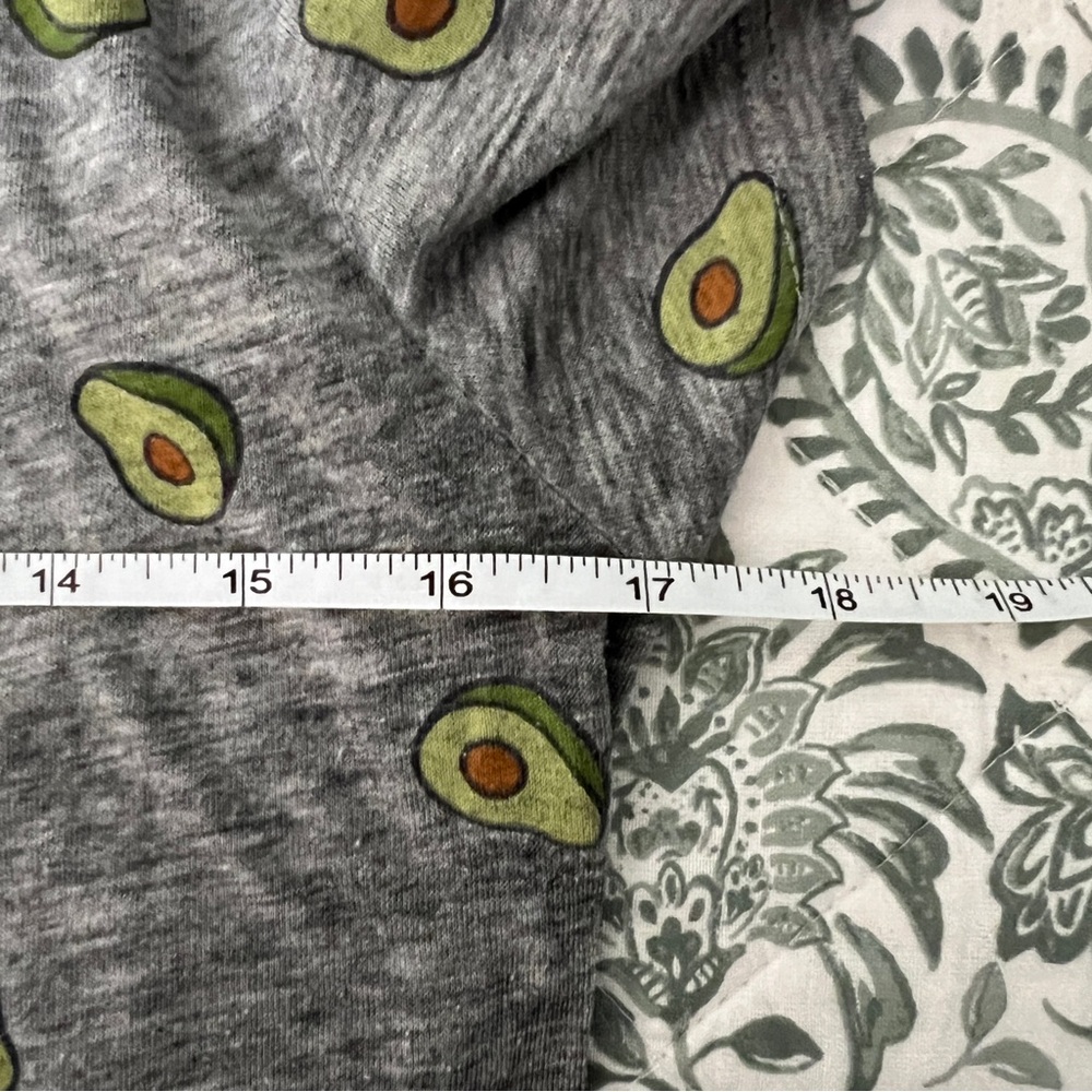 Zoe + Liv Avocado T-Shirt, Heather Gray, Size M - Picture 6 of 7